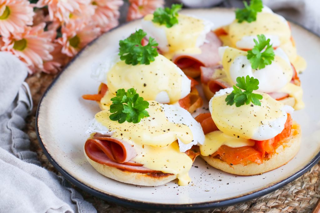 egg benedict uppskrift