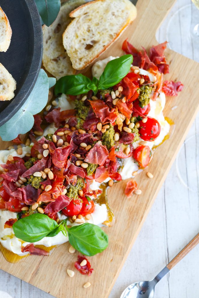 burrata ostur og pestó